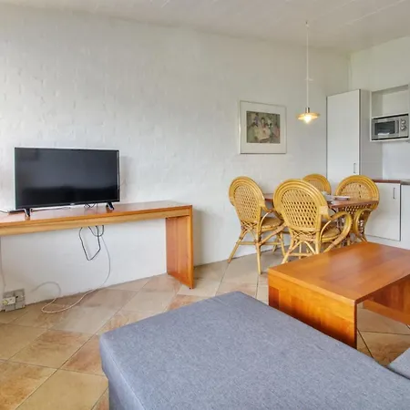 Apartment Apostol - 500m From The Sea By Interhome *