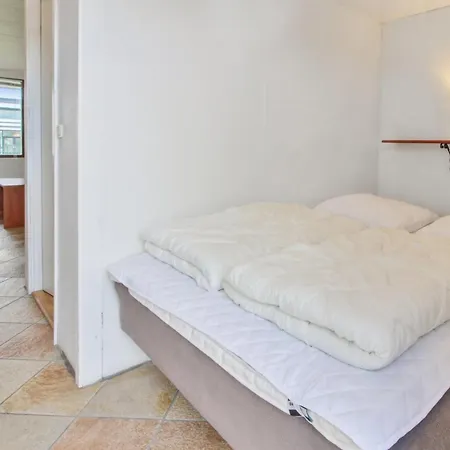 Apartment Apostol - 500m From The Sea By Interhome Lakolk